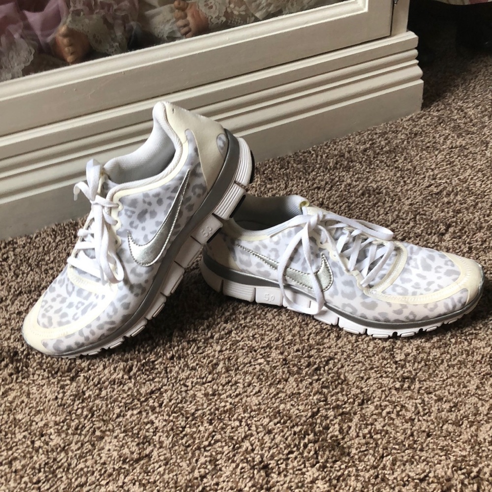 Nike Free 5.0 shoes leopard print